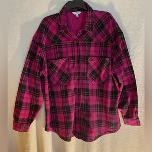 Women’s fleece plaid shirt